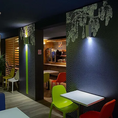 Ibis Budget Le Havre Les Docks-3